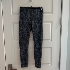 Lululemon Athletica Black and Gray Patterned Leggings